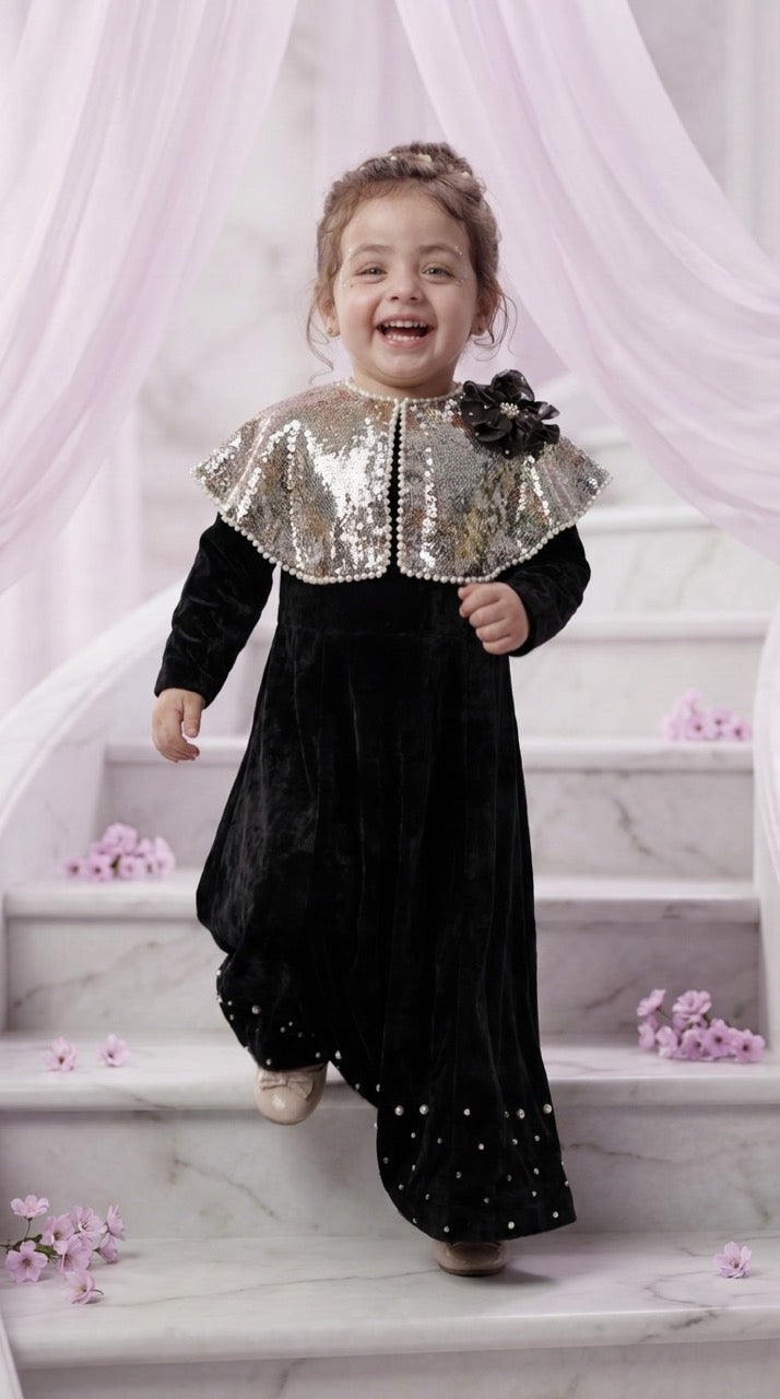 Mirha Black Valvet