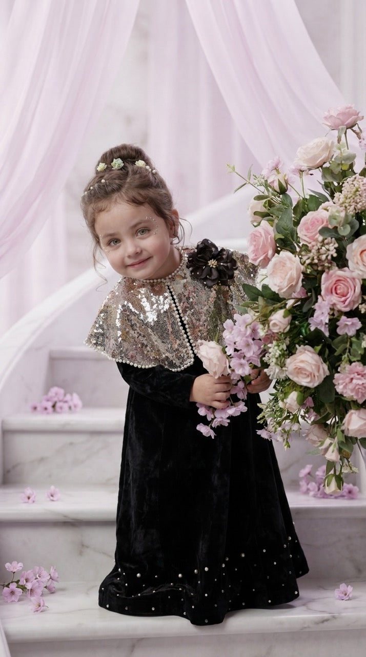 Mirha Black Valvet