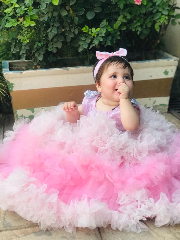 Pinky Pom