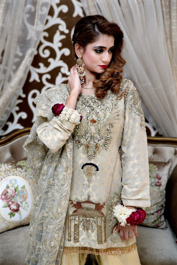 Zahra-e-Nawab