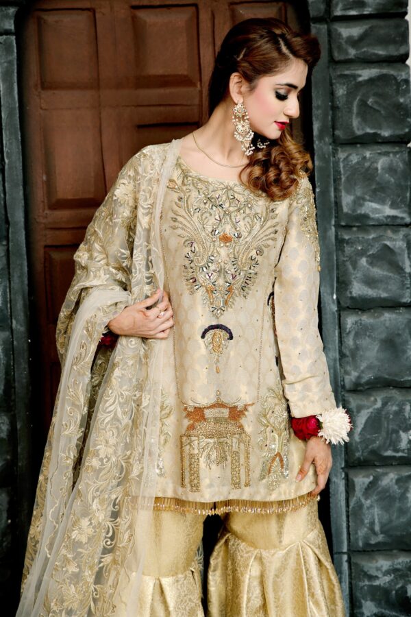 Zahra-e-Nawab