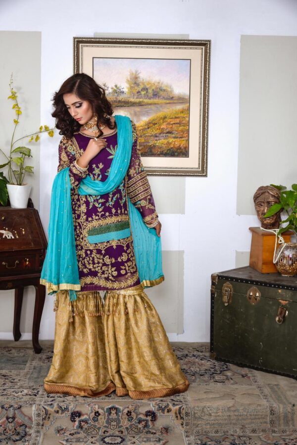 Zarina Eleganza – Ensemble